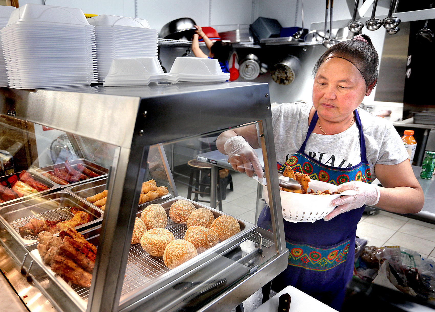 Hmong Grocery Store grows with deli, move to larger location